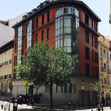 Luxury Apartments In Barrio Palacio Madrid Exterior photo