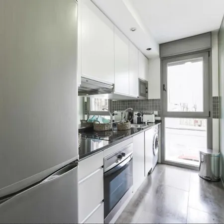 Luxury Apartments In Barrio Palacio Madrid Exterior photo
