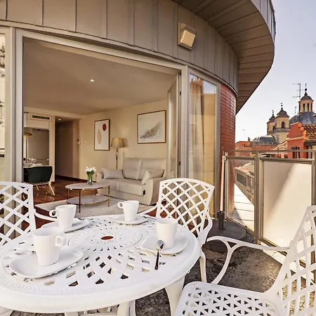 Luxury Apartments In Barrio Palacio Madrid Exterior photo