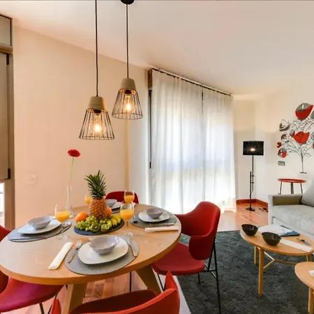 Luxury Apartments In Barrio Palacio Madrid Exterior photo