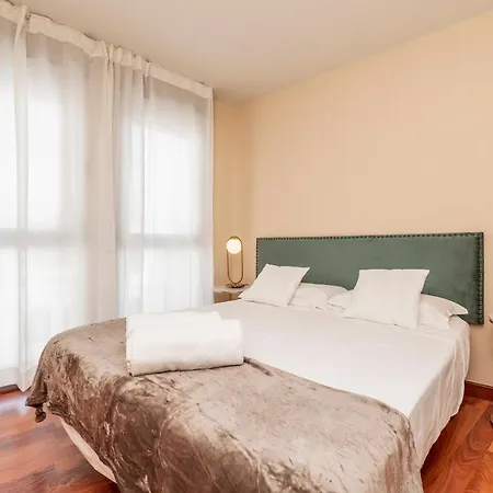 Luxury Apartments In Barrio Palacio Madrid Exterior photo
