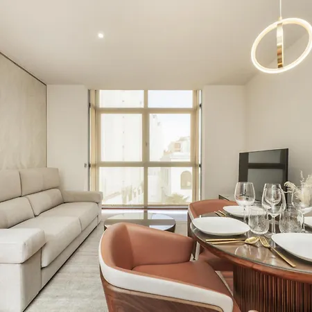 Luxury Apartments In Barrio Palacio Madrid Exterior photo