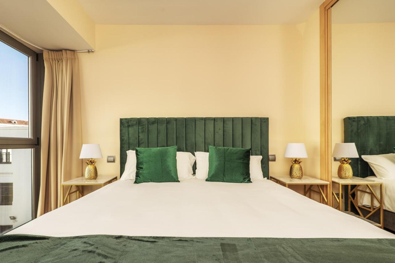 Luxury In Barrio Palacio Apartment Madrid
