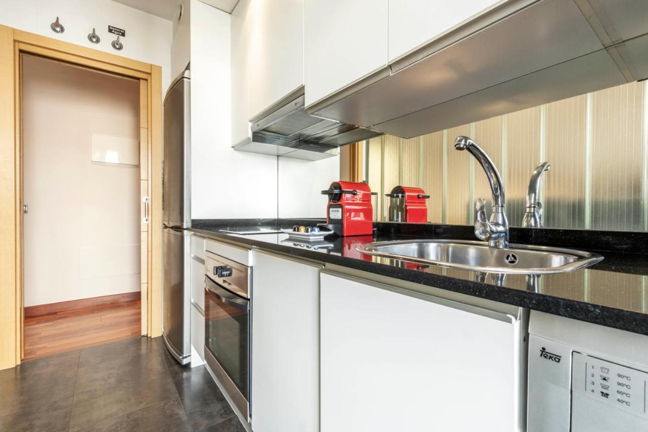 Luxury In Barrio Palacio Apartment
