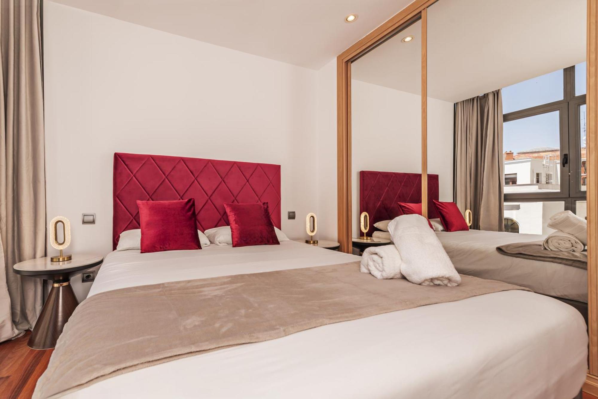 Luxury In Barrio Palacio Apartment *